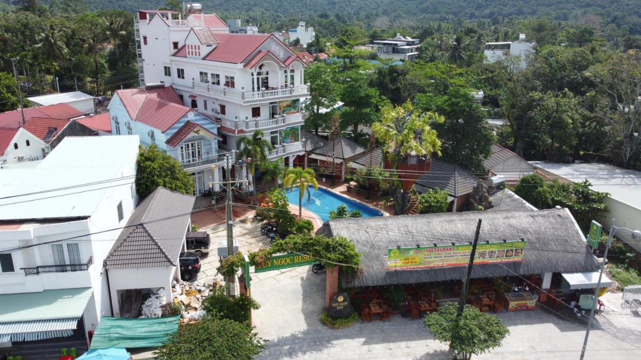 อัพ วิลเลจ เกาะฟู้ก๊วก Hotel ฟู้โกว๊ก ภายนอก รูปภาพ
